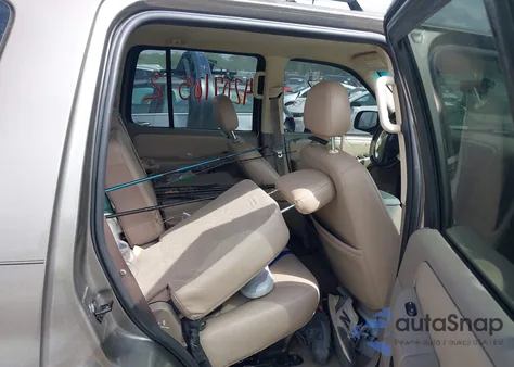 2005 Ford Explorer Xlt/Xlt Sport из США, поврежденный, VIN 1FMZU73K15UB86788